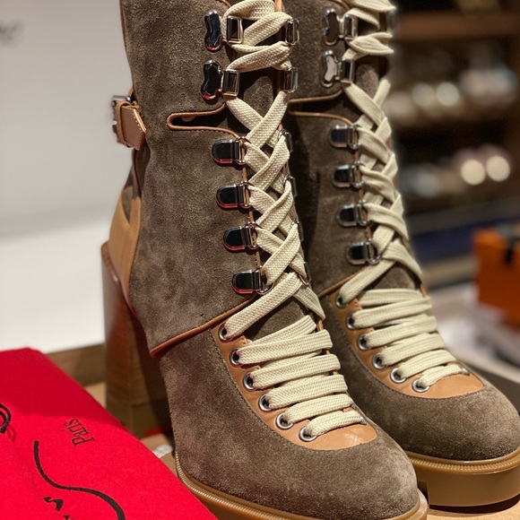 NEW IN BOX Size 37 7 Christian Louboutin Combat Boot Bootie Lug Sole Tan Beige - Picture 10 of 14